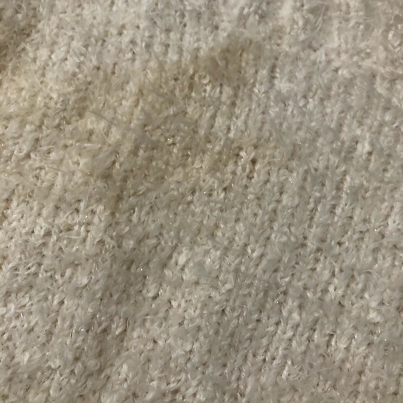 Cropped sweater - Picture 2 of 3